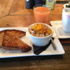 Oatmeal with Chutney!
