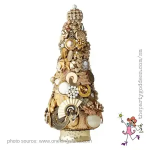 11 Wedding Images Inspired By Paperless Post-vintage Christmas tree image