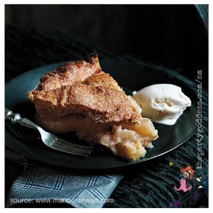 10 Thanksgiving Entertaining Ideas-apple pie image