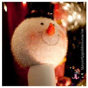 10 Winter Wonderland Holiday Party Ideas-snowman image