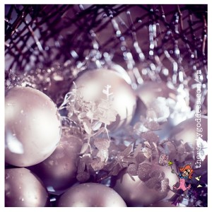10 Merry & Bright Holiday Party Ideas-silver balls image