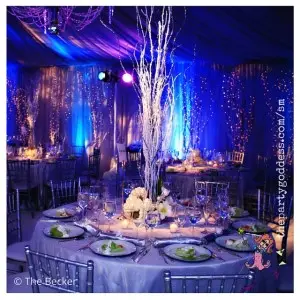 10 Magical New Year's Eve Wedding Ideas-table image