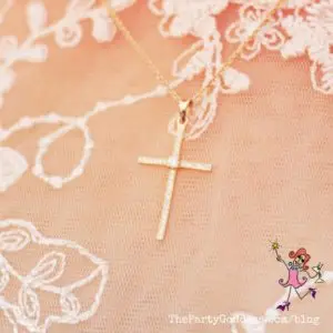 Happy Wedding Day: It's All In The Details! The Party Goddess, LA's best full service event planner who can make any party ridiculously fabulous, focuses on the details for a happy wedding day! Check it out at https://thepartygoddess.com/happy-wedding-day-details @maiasphoto #wedding #weddingdetails #weddingday - jewelry image