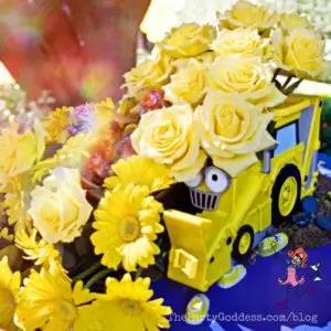 An Under Construction Birthday Party: Dig In! Hard hats required! The Party Goddess, LA's best full service event planner, reveals images from a construction birthday party for Britney Spears's sons. Check it out at https://thepartygoddess.com/construction-birthday-party-dig-in #constructionbirthdayparty #kidsparty #BritneySpears - Scoop under flowers image