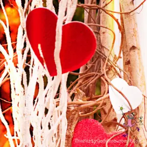 Follow Alice In Wonderland Down The Rabbit Hole! Planning a party? The Party Goddess, LA's best full service event planner, shares ridiculously fab Halloween party ideas with an Alice In Wonderland twist! @maiasphoto #aliceinwonderland #halloween #halloweenparty - hearts image