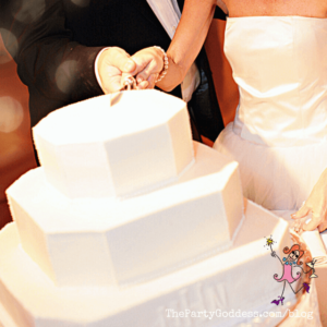 Gorgeous Wedding Cake Ideas Eat Slice Love - photo 2 - monogramed cake