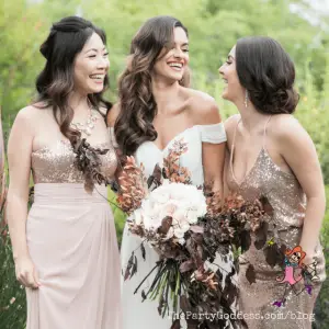 Photo Envy: Album-Worthy Wedding Party Pics! | The Party Goddess!