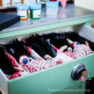 DIY Converting Existing Spaces For A Fab Party!