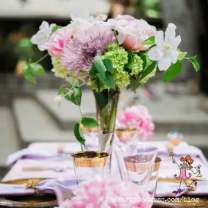 Wedding Flowers That Look Like A Million Bucks! | The Party Goddess!