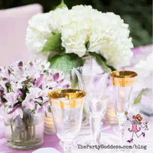 Outdoor Tablescapes To Try Before Summer’s Gone | The Party Goddess!