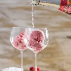22 Valentine Brunch Ideas For Friendsgiving!