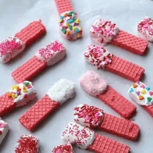 22 Valentine Brunch Ideas For Friendsgiving!