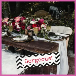 2018 Wedding Trends From Around The Globe! - romantic tablescape with flowers