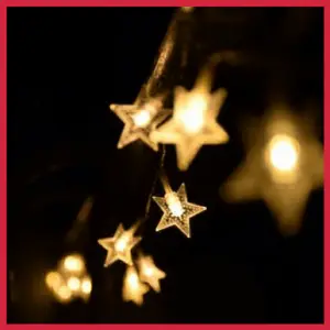 Picnics, BBQ & Boozy Menus For Memorial Day! - hanging star lights