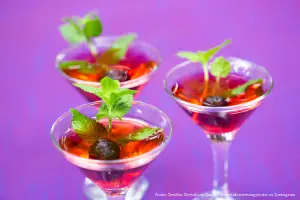 Friendsgiving ideas — fall cocktails